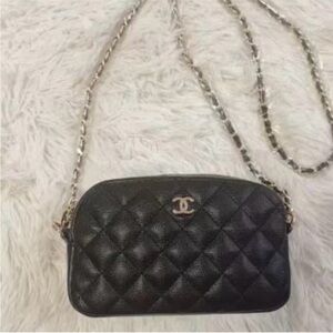Chic Black Quilted Chain Bag